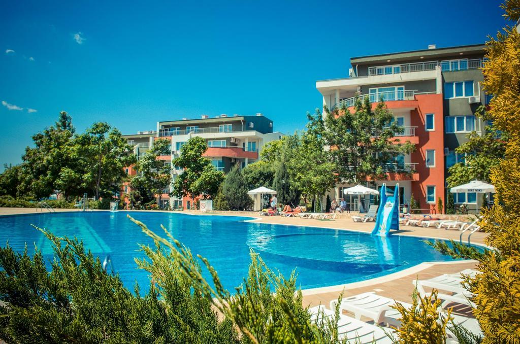 Gt Green Fort Beach Apartments 阳光海滩 外观 照片