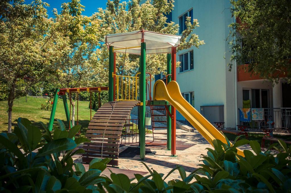 Gt Green Fort Beach Apartments 阳光海滩 外观 照片