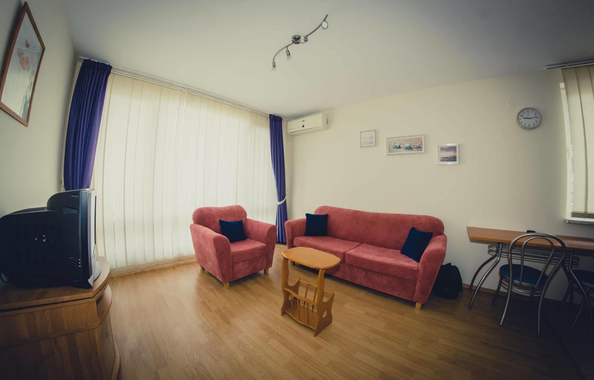 Gt Green Fort Beach Apartments 阳光海滩 外观 照片