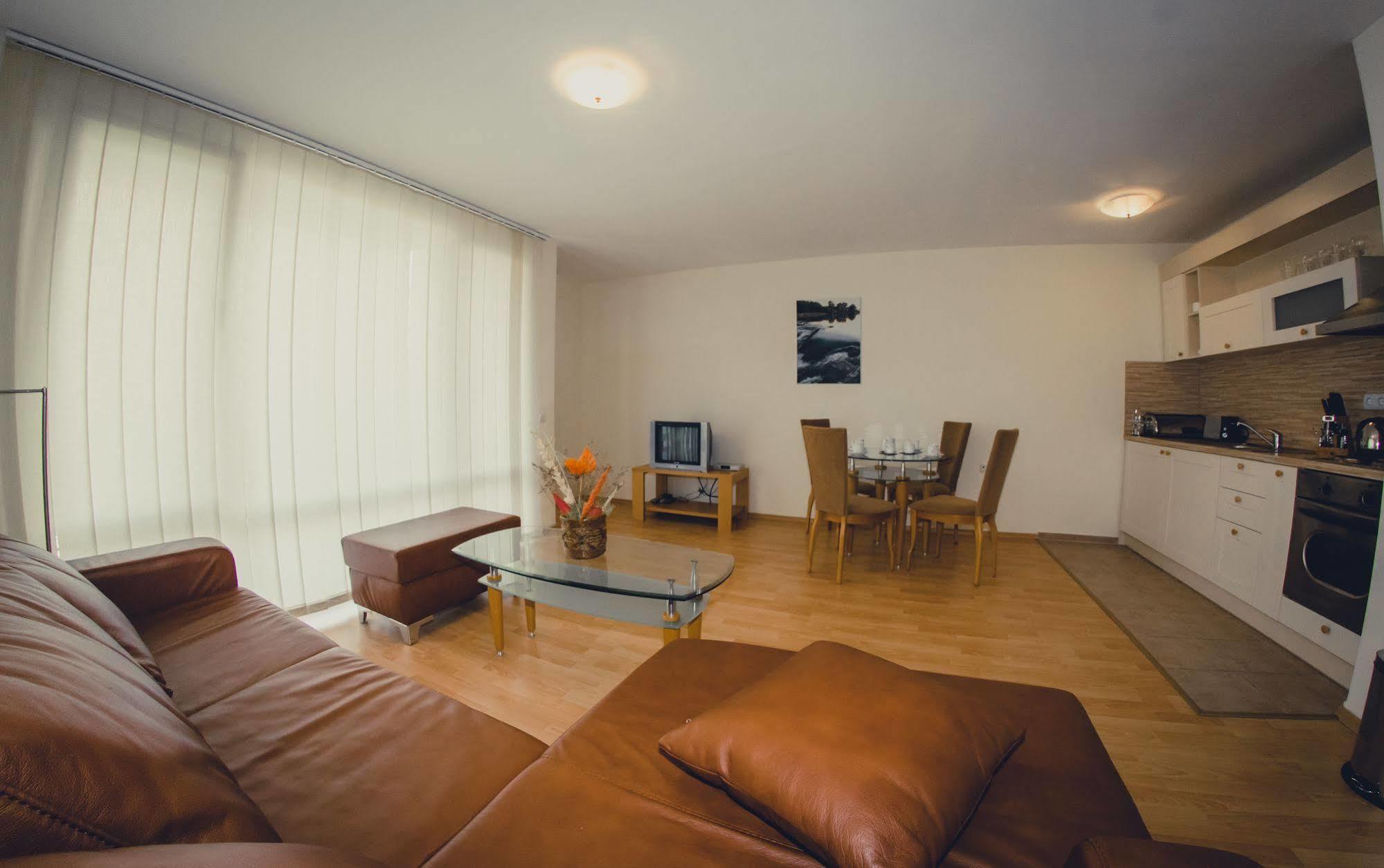 Gt Green Fort Beach Apartments 阳光海滩 外观 照片
