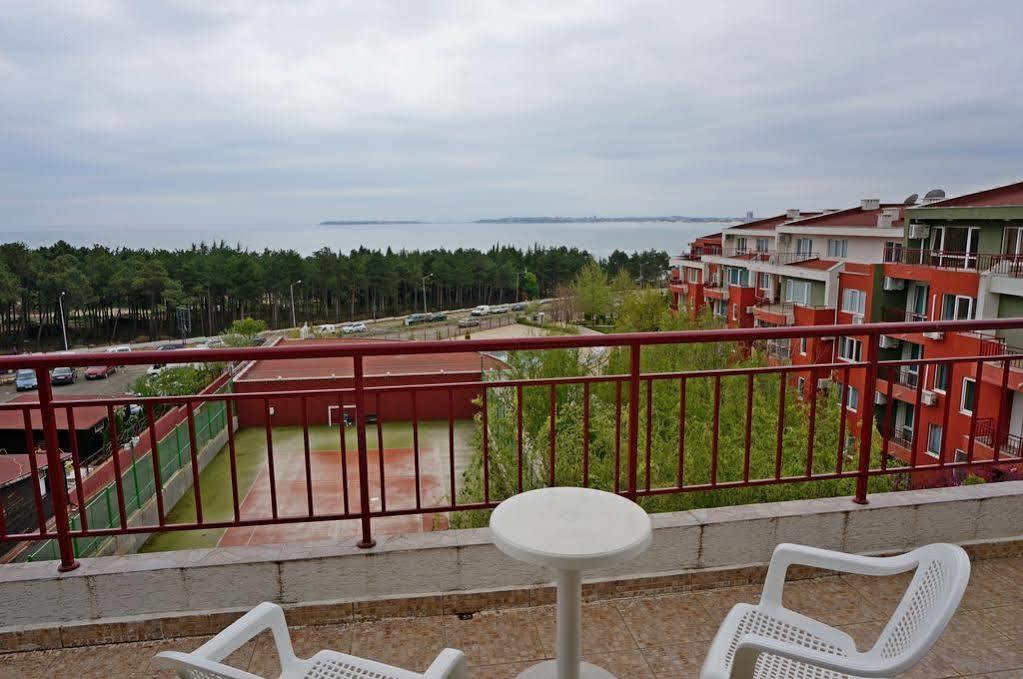 Gt Green Fort Beach Apartments 阳光海滩 外观 照片