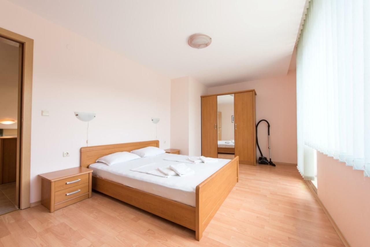 Gt Green Fort Beach Apartments 阳光海滩 外观 照片