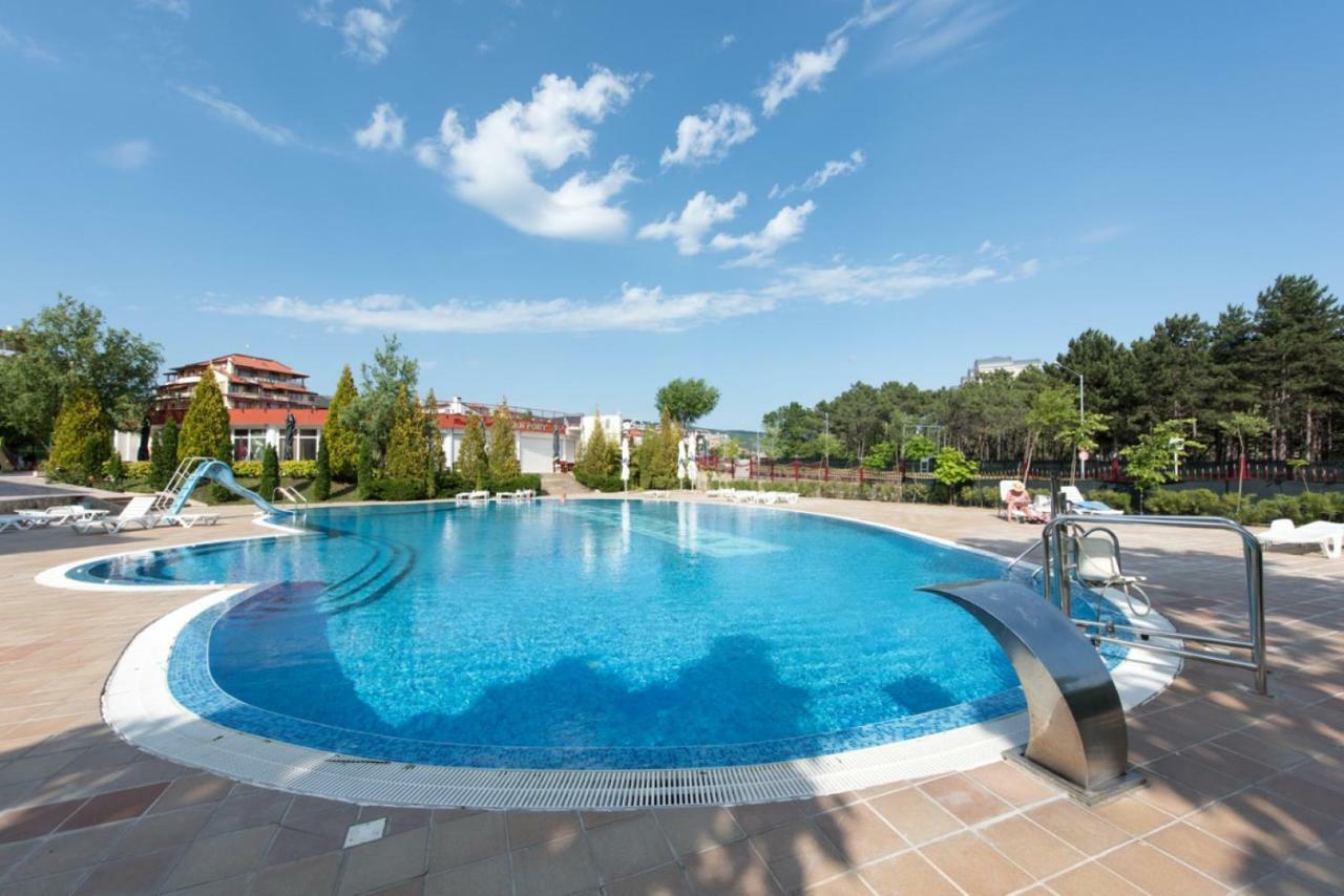 Gt Green Fort Beach Apartments 阳光海滩 外观 照片